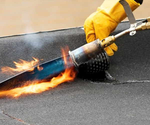 Fuite et étanchéité de toiture à Levallois-Perret (92300) dans les Hauts de Seine (92).